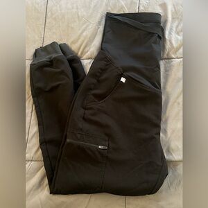 Figs Zamora Maternity Scrubs - SM petite